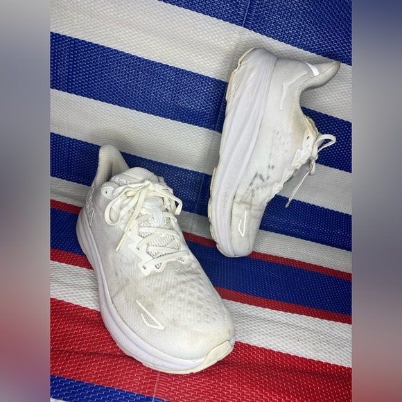 🥳✨ Hoka Clifton 9 - Hoka One One Athletic Running Shoes Men’s Size 11 D - White - Picture 6 of 15